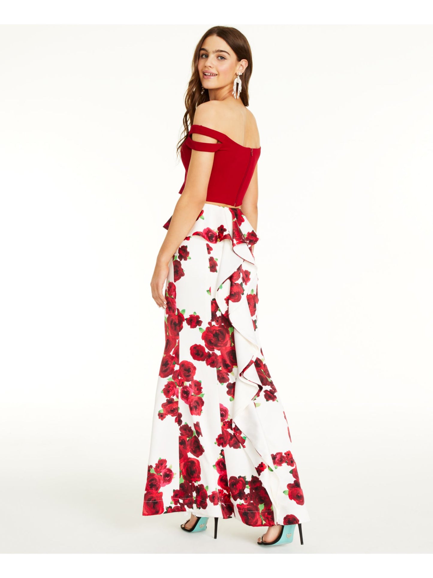 Teeze Me Women's Short Sleeve Off Shoulder Crop Top White/Red Size 1