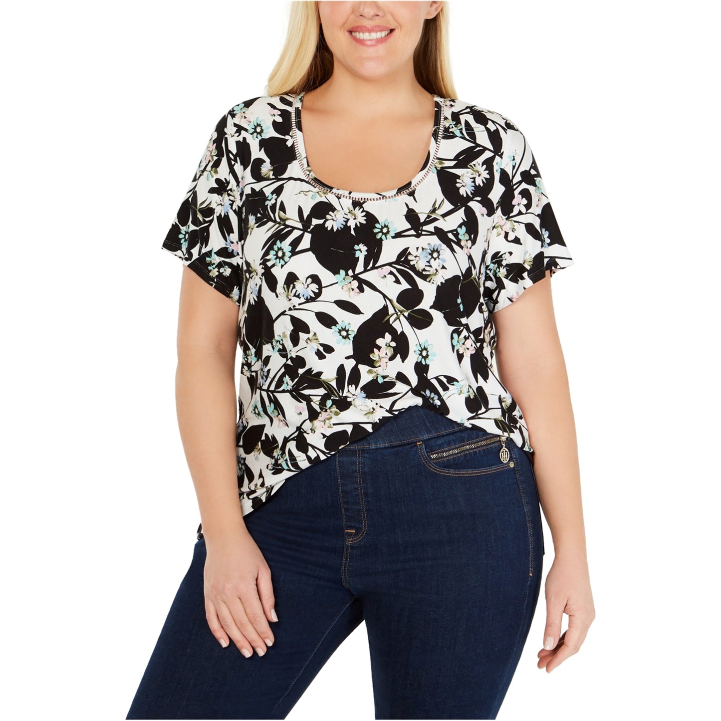 Tommy Hilfiger Women's Oasis Floral Ladder Accent Tee Black size 2XL