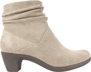 Cliffs by White Mountain Shoes"ALINA" Women's Boot, LT TAUPE/SUEDE, 6 M