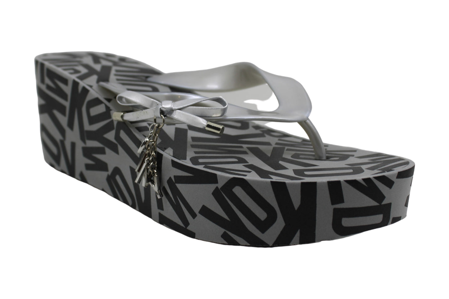 DKNY Womens Nola Wedge Sandals Thong Slip on Silver Size 9M