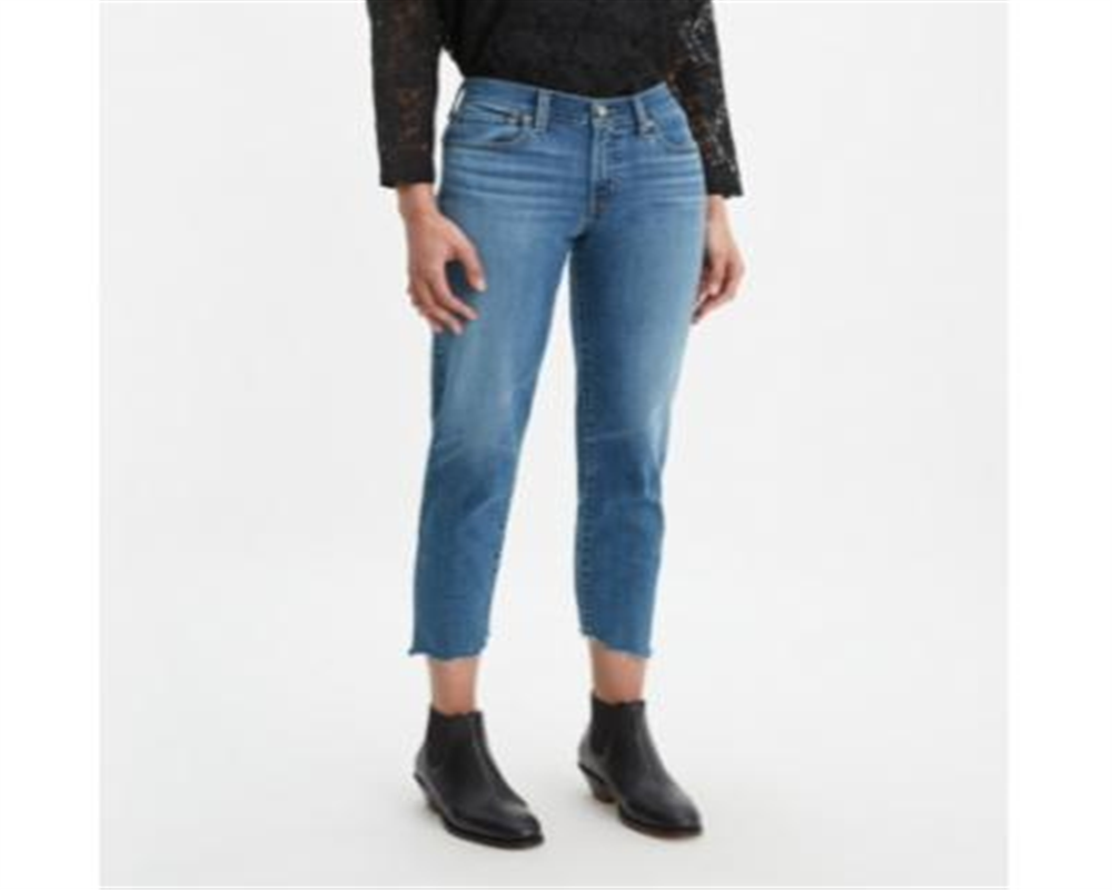 Levi's Women's New Boyfriend Unrolled Jeans, Hawaii Oasis, Size 31