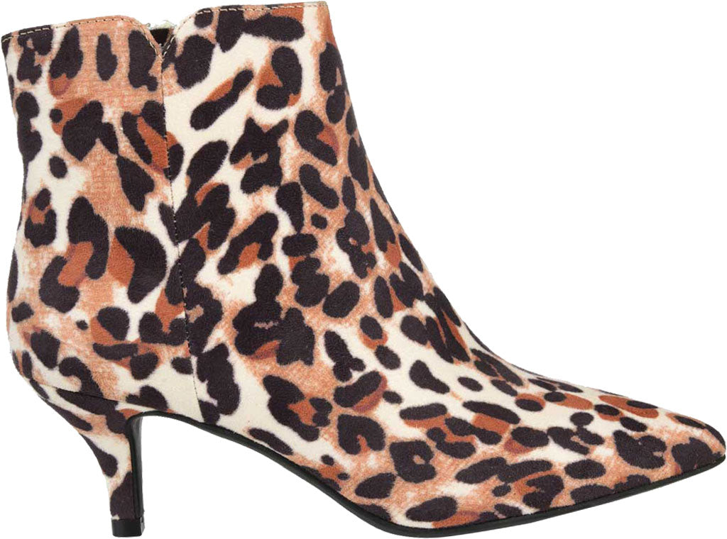 Journee Collection Women's Isobel Bootie Brown Size 11 M