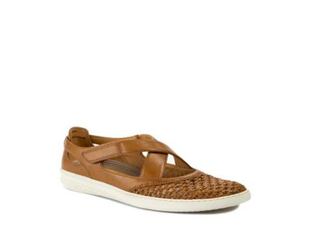BareTraps Women's Caramel Yesica Woven Mary Janes Brown Size 9 M