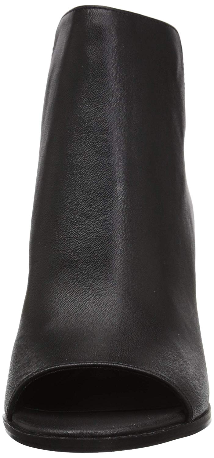 Steve Madden Women's Tilt Leather Peep Toe Special Occasion Slide Sandals Black Size 5 M
