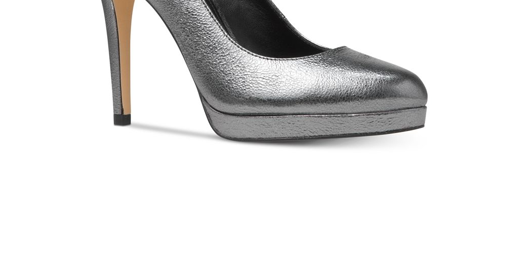 Michael Kors Women's Antoinette Leather Closed Toe Classic Pumps Silver Size 9 M