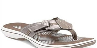 Clarks Women's Brinkley Bree Flip Flops Gold Size 7 M