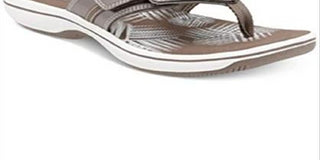 Clarks Women's Brinkley Bree Flip Flops Gold Size 7 M