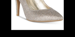 Bandolino Women's Fatin Pump Gold Size6.5 M