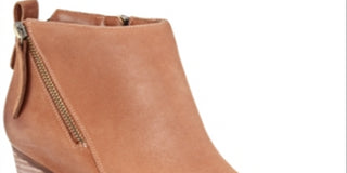 Aqua Women's Almond Toe Stacked Heel Zip up Leather Booties Brown Size 9.5 M