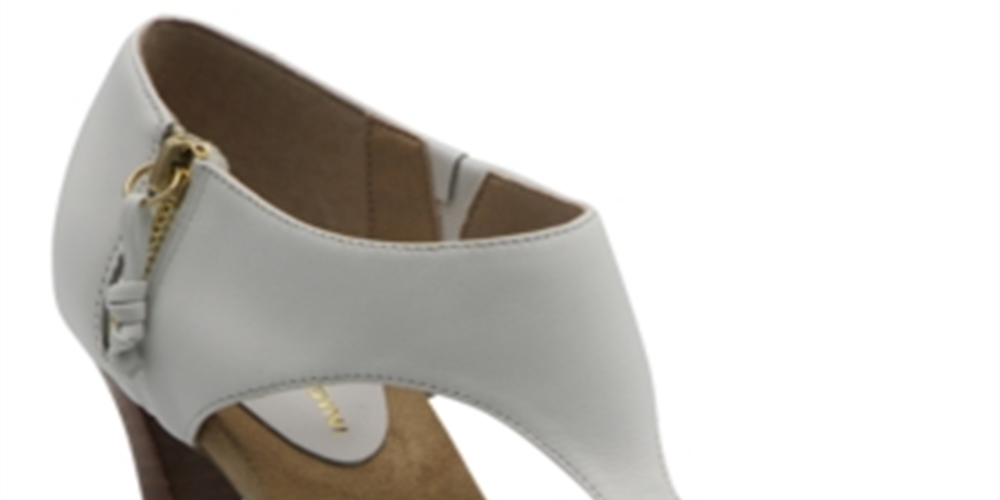 Adrienne Vittadini Women's Venus Leather Peep Toe Bootie White Size 7.5 M