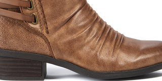 Baretraps Women's Gineva Booties Auburn Brown Size 6M