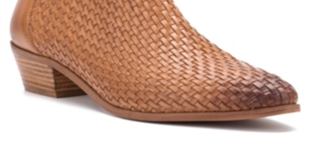 Vintage Foundry Co Women's Delmira Boot Sand Size 10M