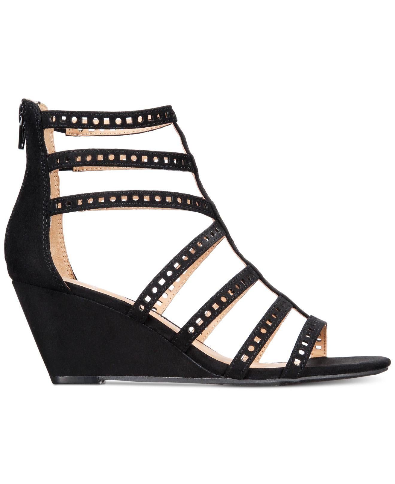 Material Girl Women's Harriette Wedge Sandals Black 6.5M