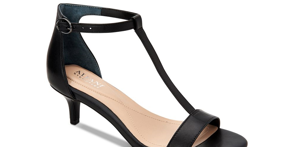 Alfani Women's Chiarra Leather Open Toe Formal T-Strap Sandals Blush  Size 7.5M