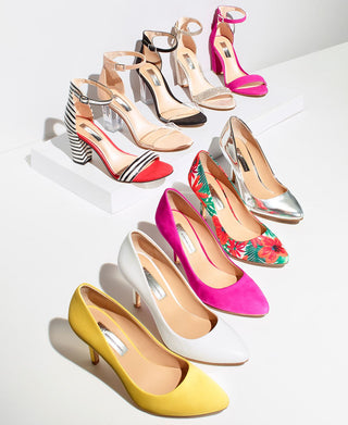 American Rag Women's AMILEY Suede Closed Toe Casual Platform Sandals Wine  Size 10M