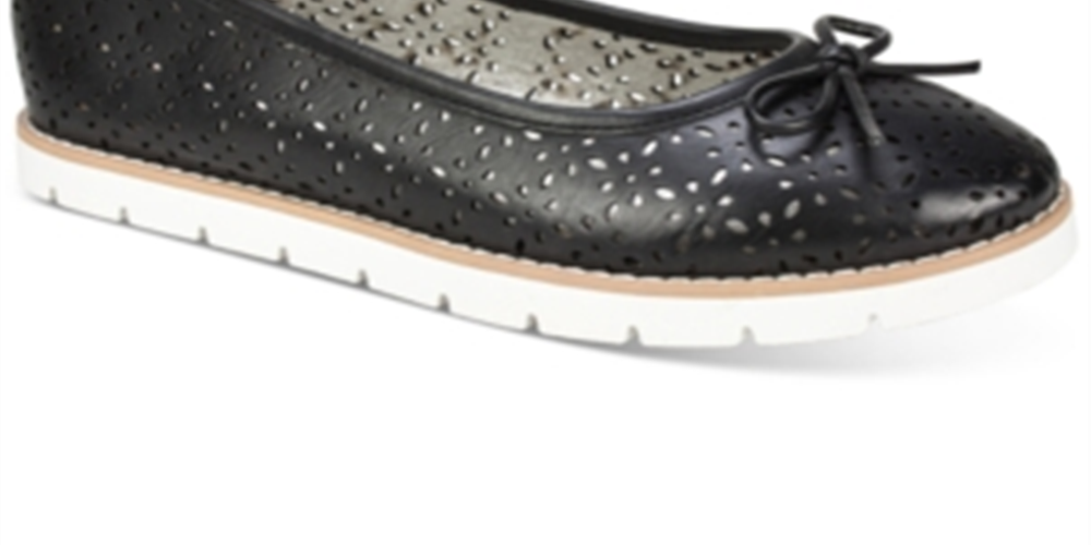 White Mountain Women's Ballet Flats Perforated Delgado Ballet Flats Black Size 7 M