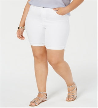 Celebrity Women's Plus Frayed Solid Bermuda Shorts White Size 24