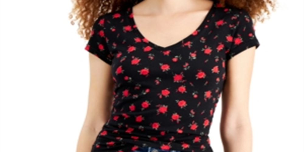 Planet Gold Junior's Printed V Neck T-Shirt Black Size Small