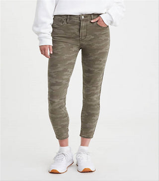 Levi's Women's 720 High Rise Super Skinny Crop Camo Jeans Green Size 26