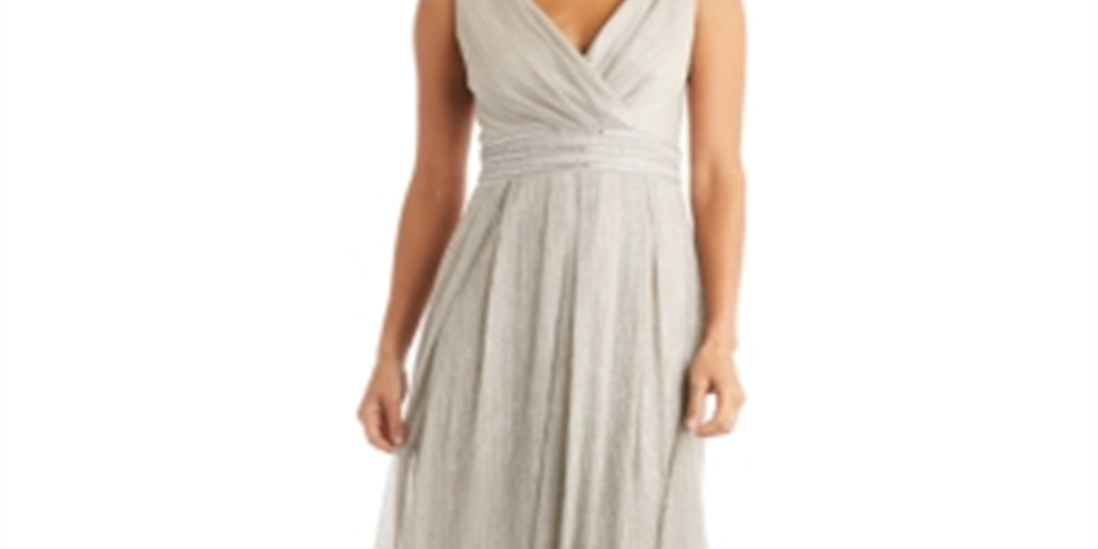 R & M Richards Metallic Crinkle Gown Beige Size 6 Petite