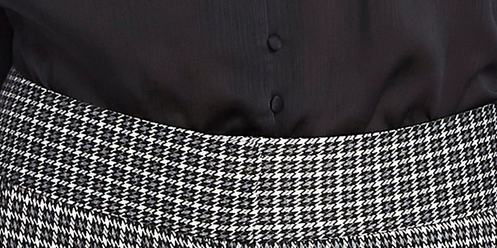 Vince Camuto Women's Classic Check Pants Gray Size 4