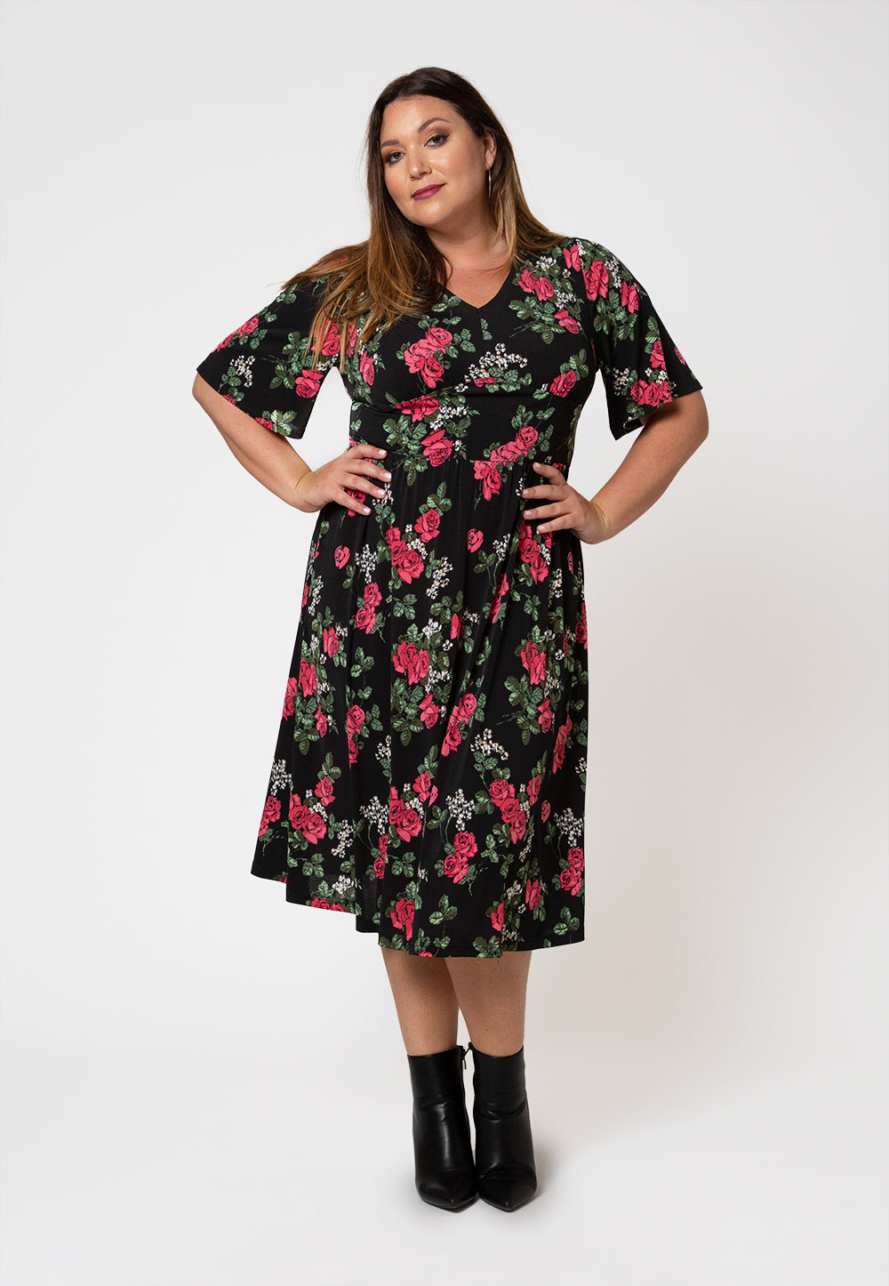 Leota Women's Short Sleeve Zoe Dress in Ruby Rose (Curve) BlacK