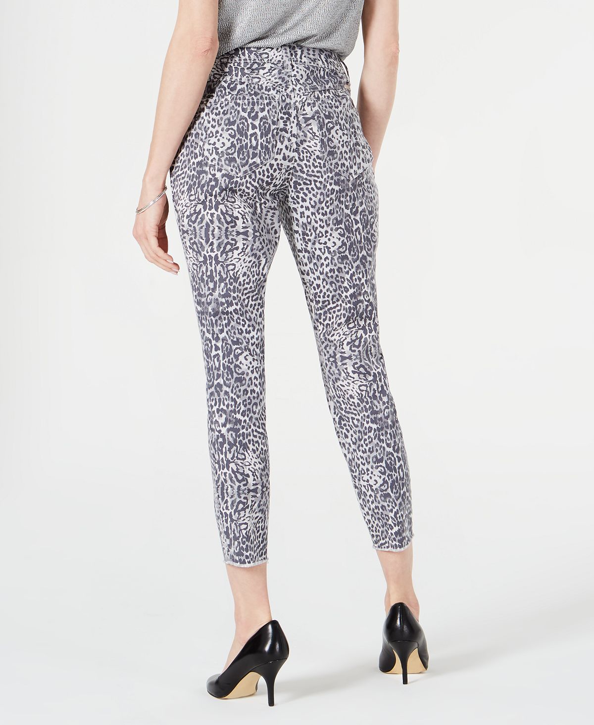 INC Iternational Concepts Women's Animal Print Curvy Fit Skinny Jeans Grey Size 10