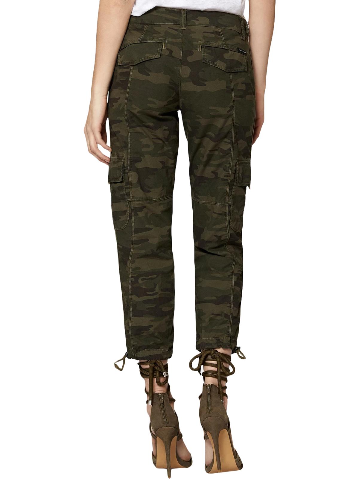 Sanctuary Women's Multi Camo Terrain Crop Pants Green Camo  Size 26