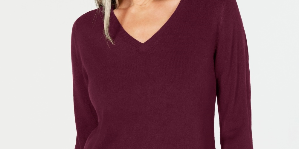 Karen Scott Women's V Neck Sweater Red Size PM