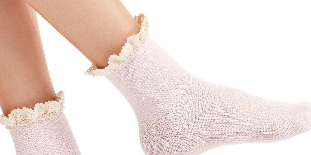 Free People Women's Ruffle Detail Casual Ankle Socks Pink One Size
