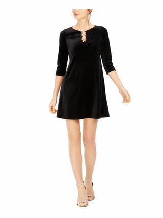 Msk Women's Plus Short Sleeve Solid Shift Dress Black Size 1X