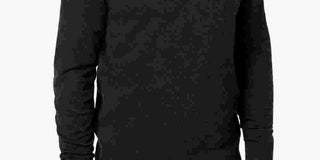 Alfani Men's Black Lightweight Heather Long Sleeve V Neck Classic Fit Cotton Blend Sweater Black Size Small