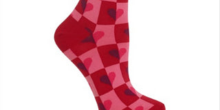 Hot Sox Women's Half Hearts Crew Socks Shoe Red Size 4-10.5