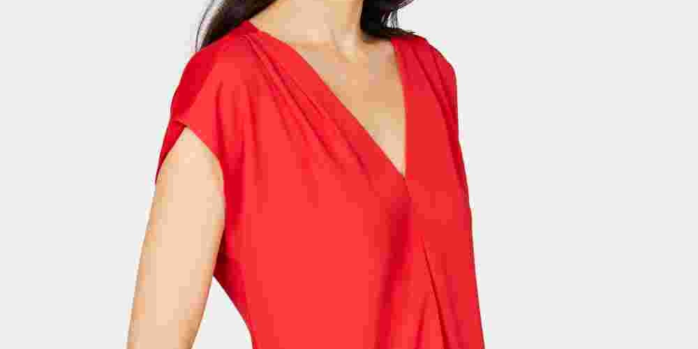 INC International Concepts Women's Inverted-Pleat V-Neck Top Red Size Small