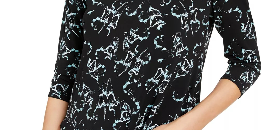 Alfani Women's Petite Printed V-Hem Top Black Size Small