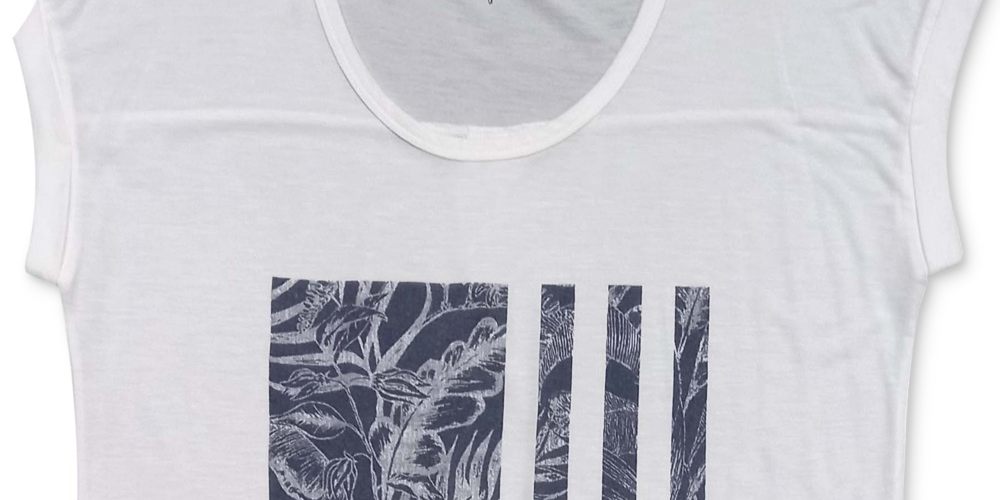 Style & Co Women's Tropical Flag Graphic T-Shirt Navy Size Medium