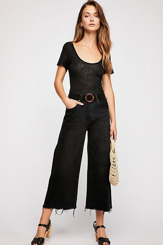 Levi's Women's Classic Cropped Wide Leg Jeans Black Size 4