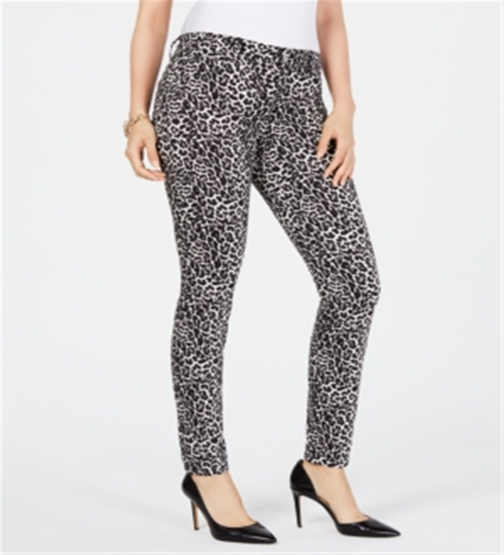 INC International Concepts Women's Essential Leopard Skinny Jeans Leopard Black  Size 6