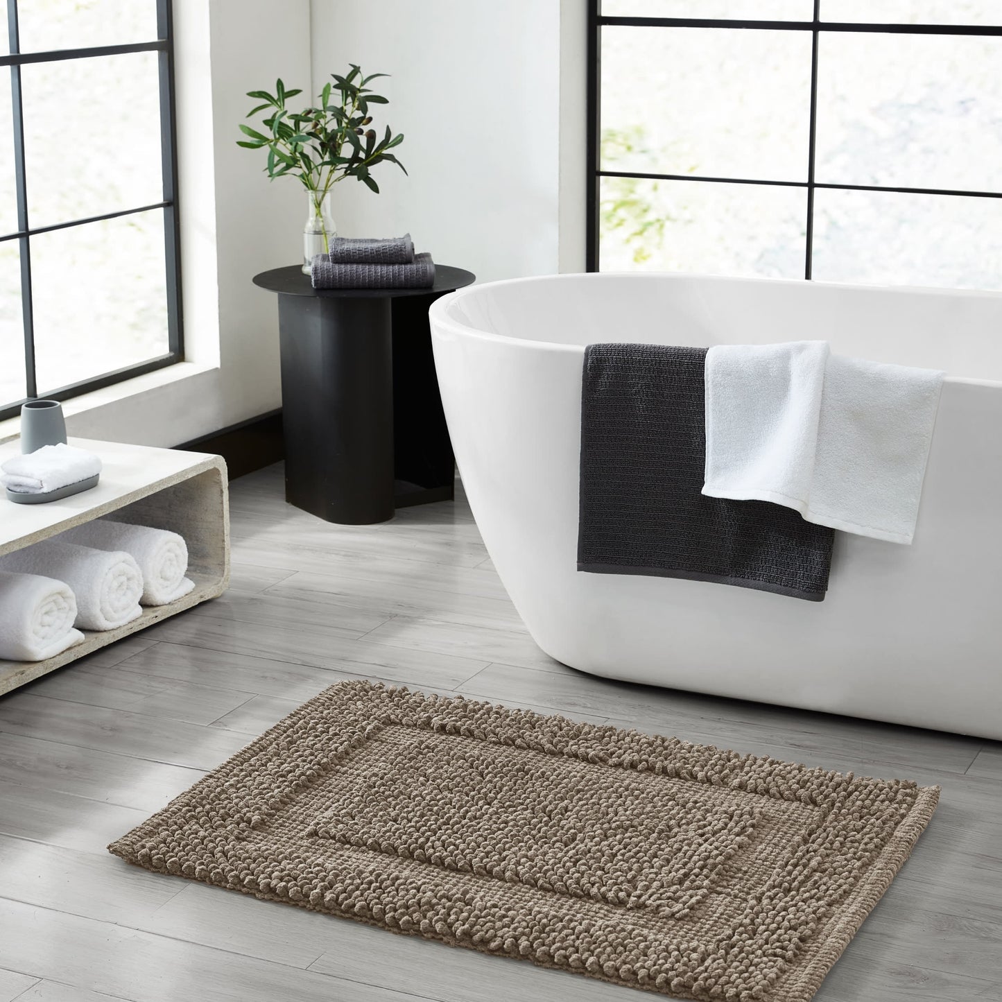 Sophie Border Ultraplush Chenille NonSlip Cotton Bath Mat