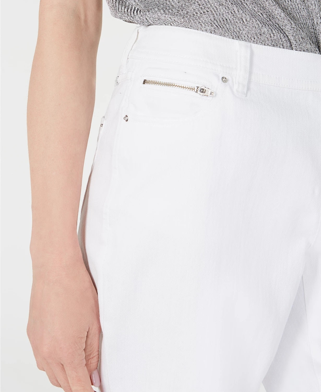 INC International Concepts Women's Denim Bermuda Shorts In Curvy White Size 2