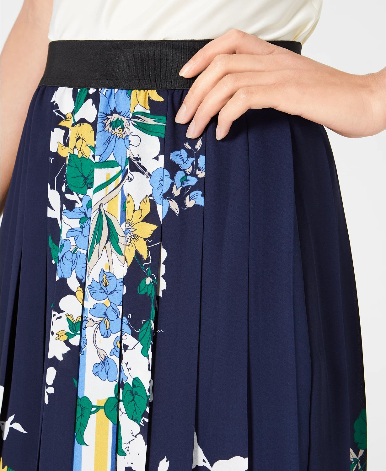 Charter Club Women's Printed Pleated Midi Skirt Blue Size XX Large