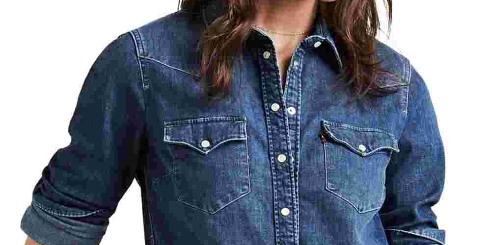 Levi's Women's Ultimate Western Lotta Love Shirt Blue Size X-Large