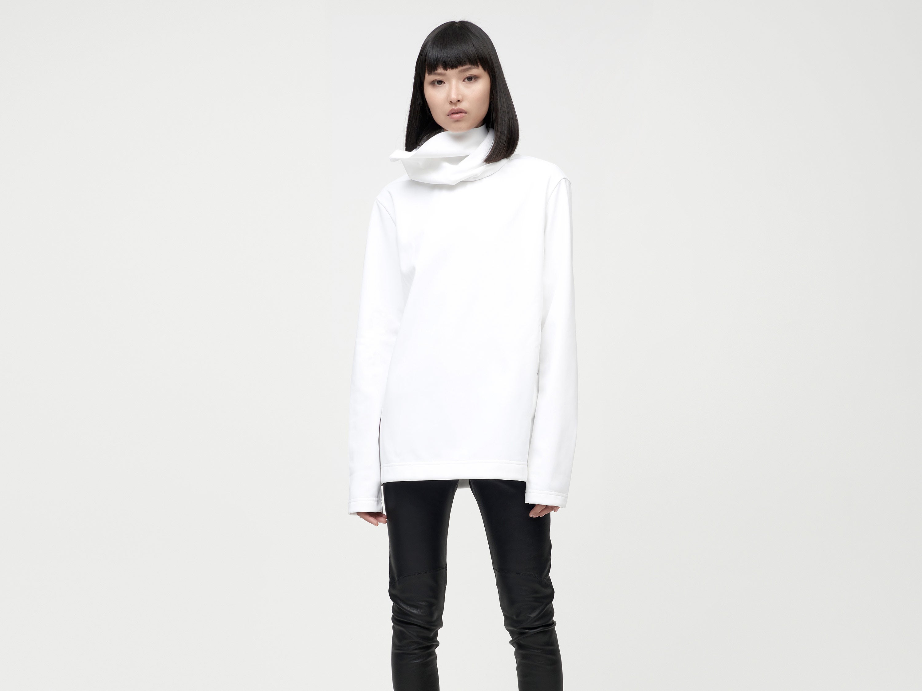 tildas-turtleneck-white