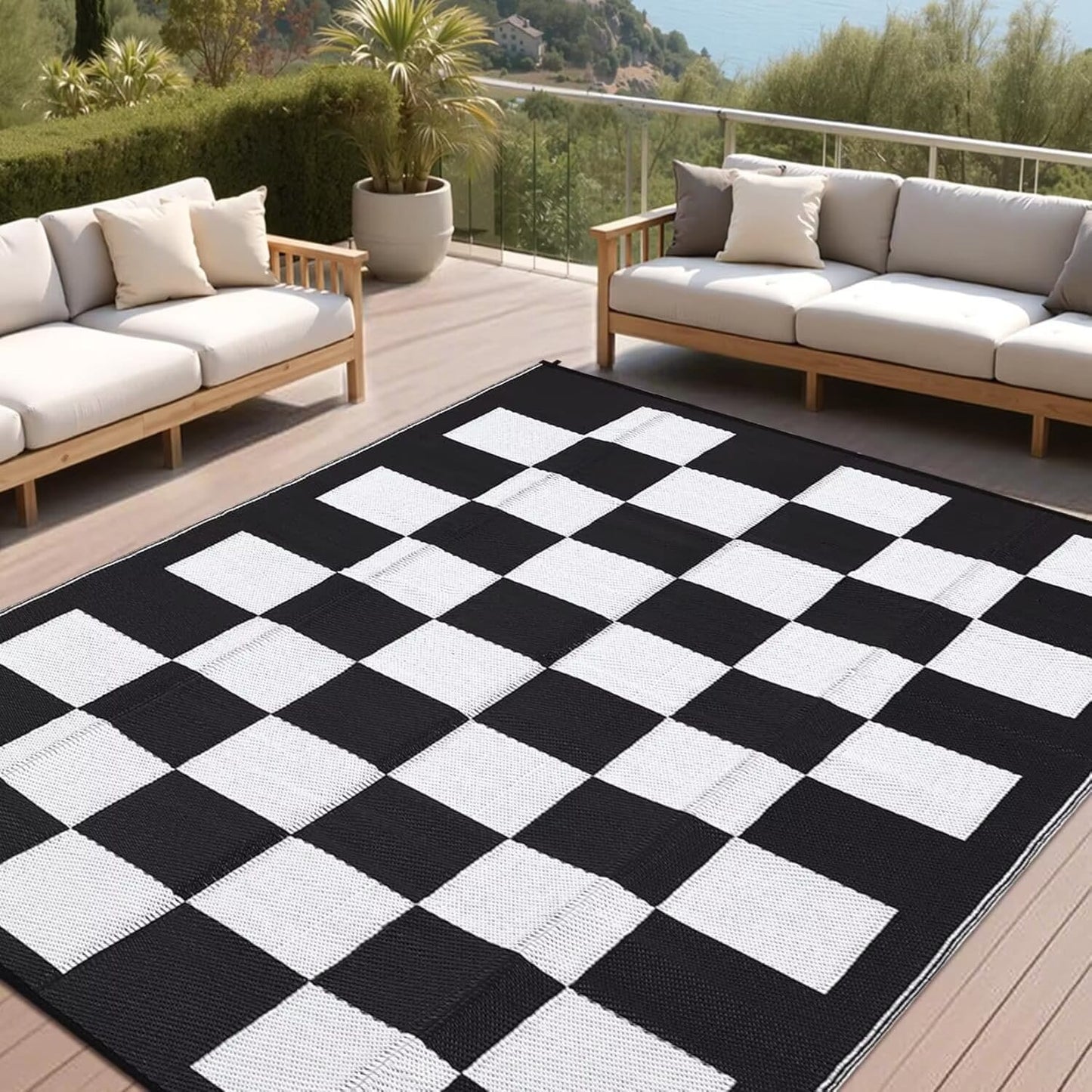 Waterproof Outdoor Area Rug Lightweight Plastic RV Rugs for Outside Foldable Checkered Camping Carpet