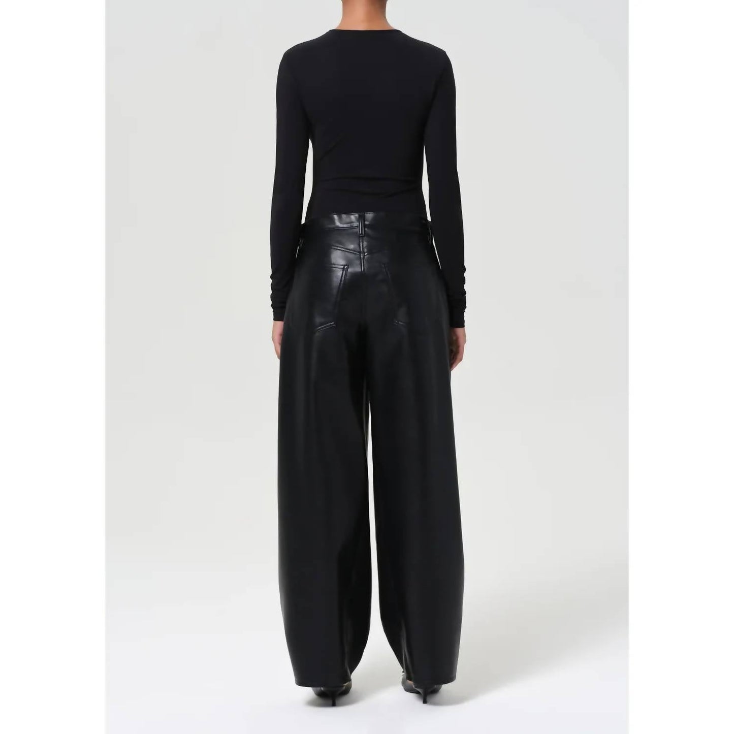 agolde-twist-baggy-jean