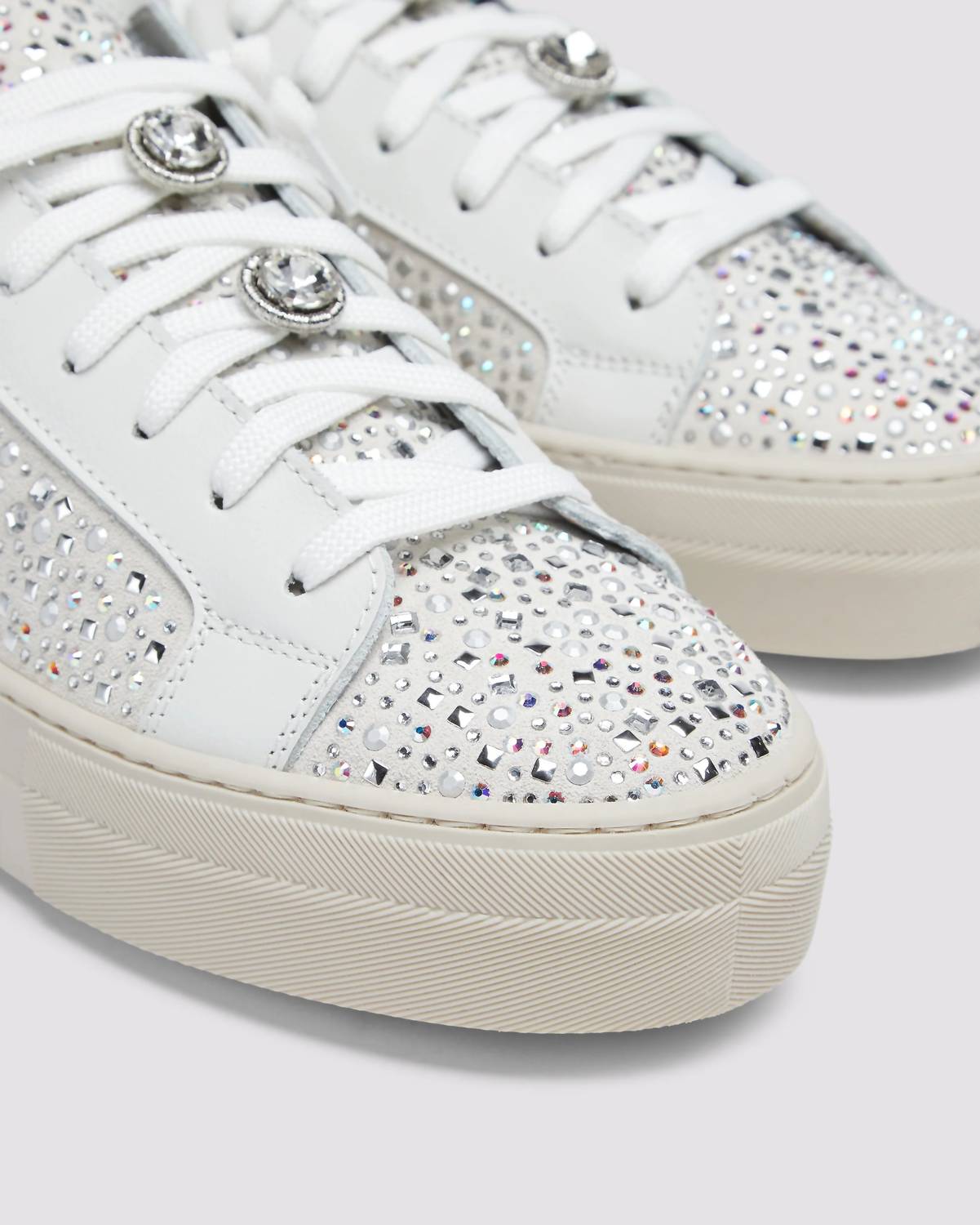 P448 - Women's Thea Multi Strass Sneaker