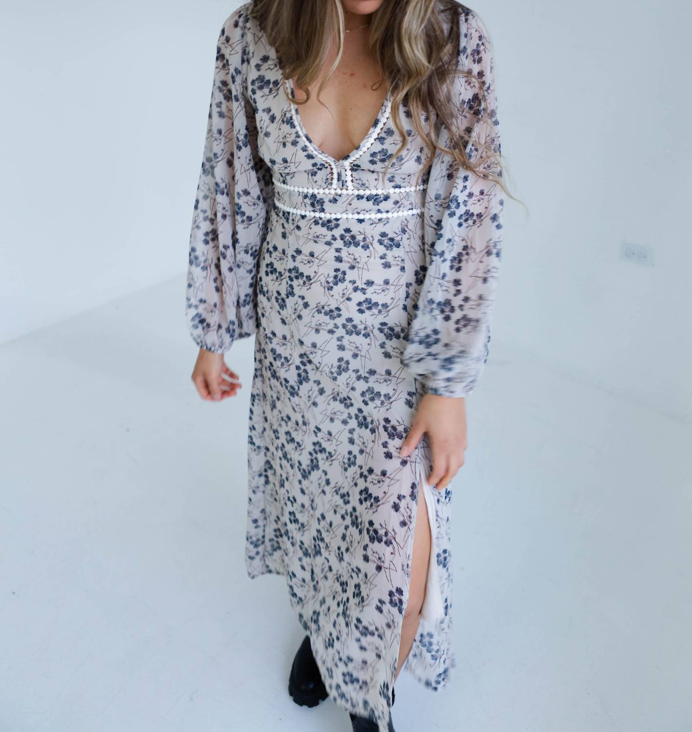 Wildflower - Women's Long Sleeve Midi Dress