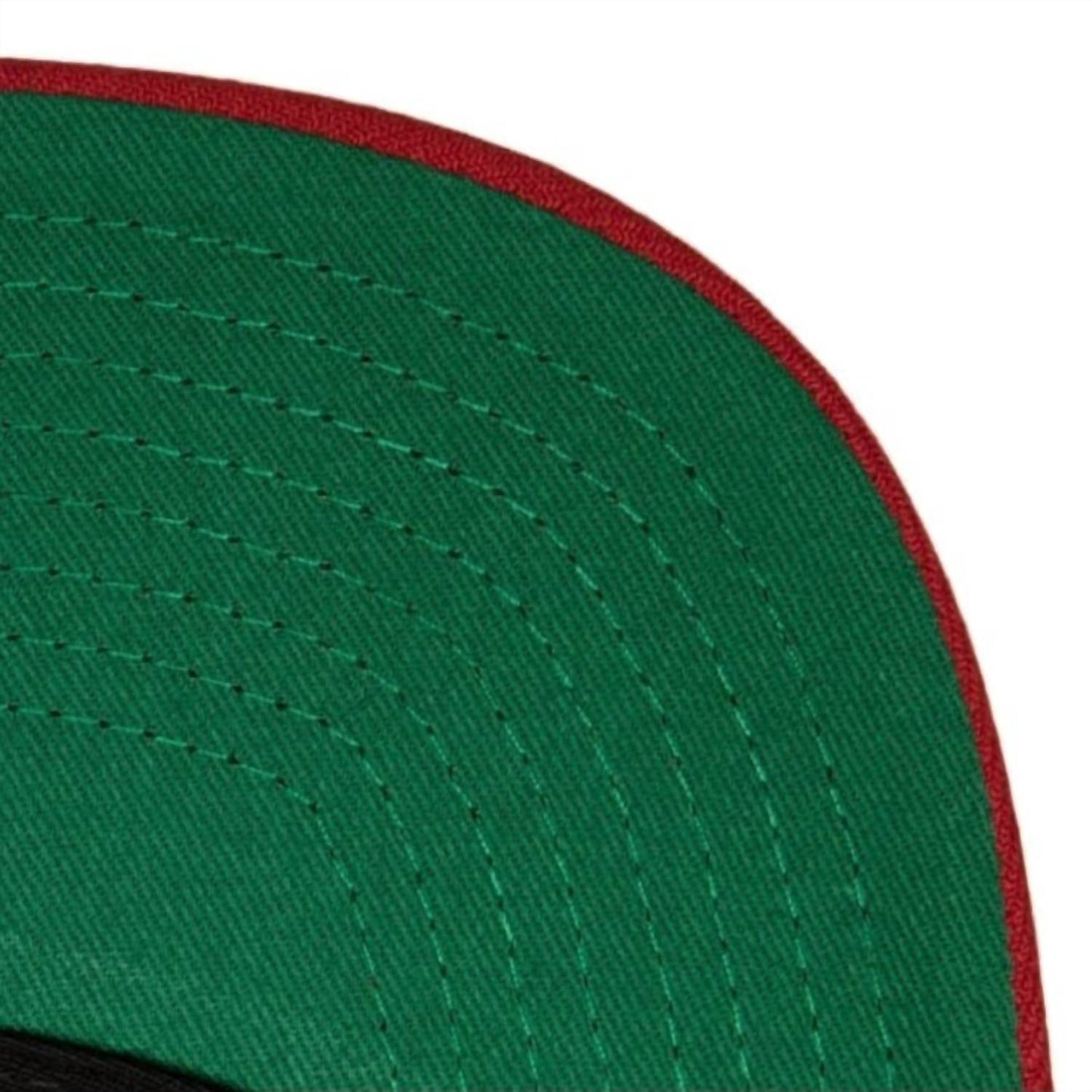 Mitchell & Ness - MEN'S NBA CHICAGO BULLS CROOKED PATH SNAPBACK CAP