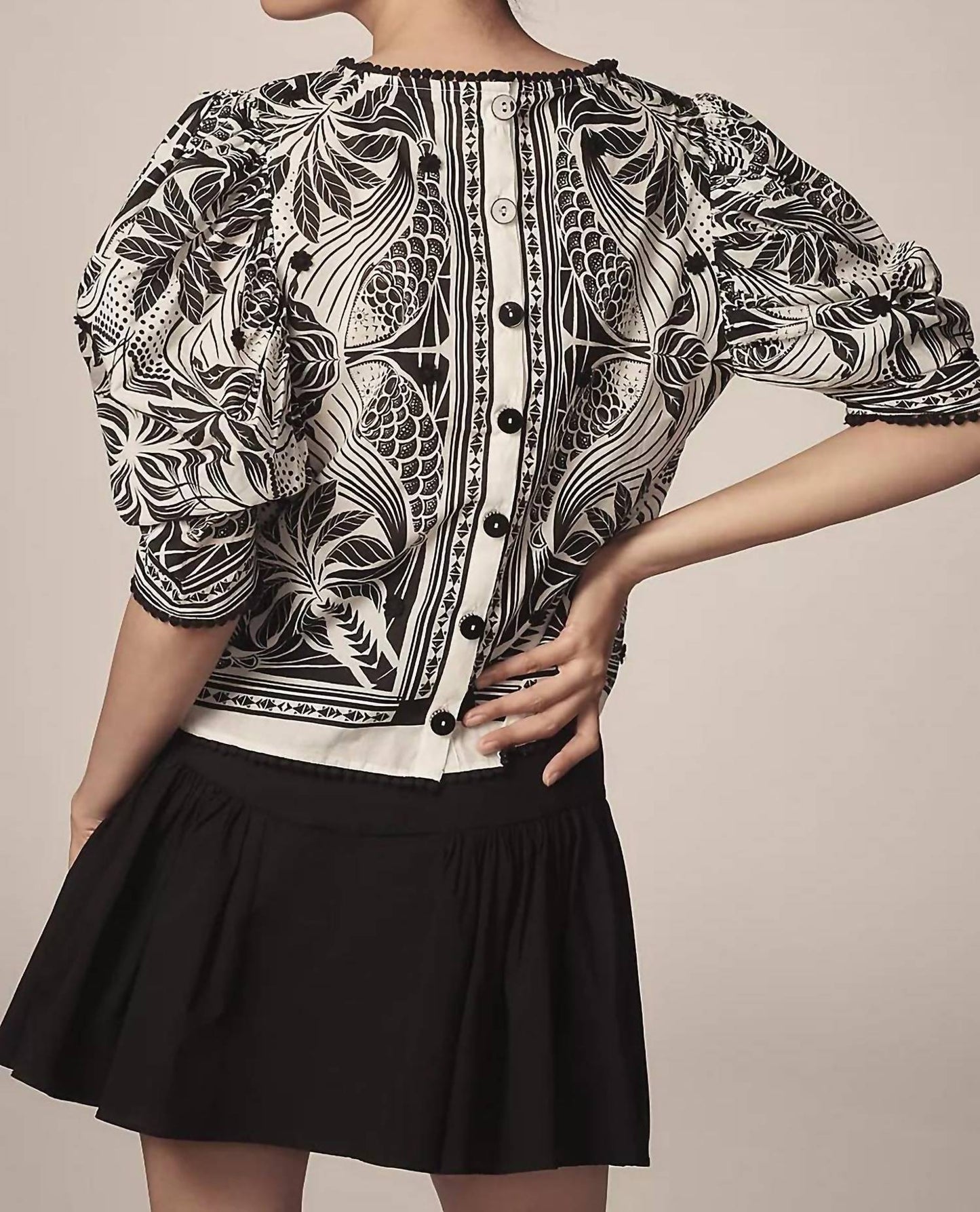 Farm Rio - Monochrome Elegance Puff-Sleeve Blouse