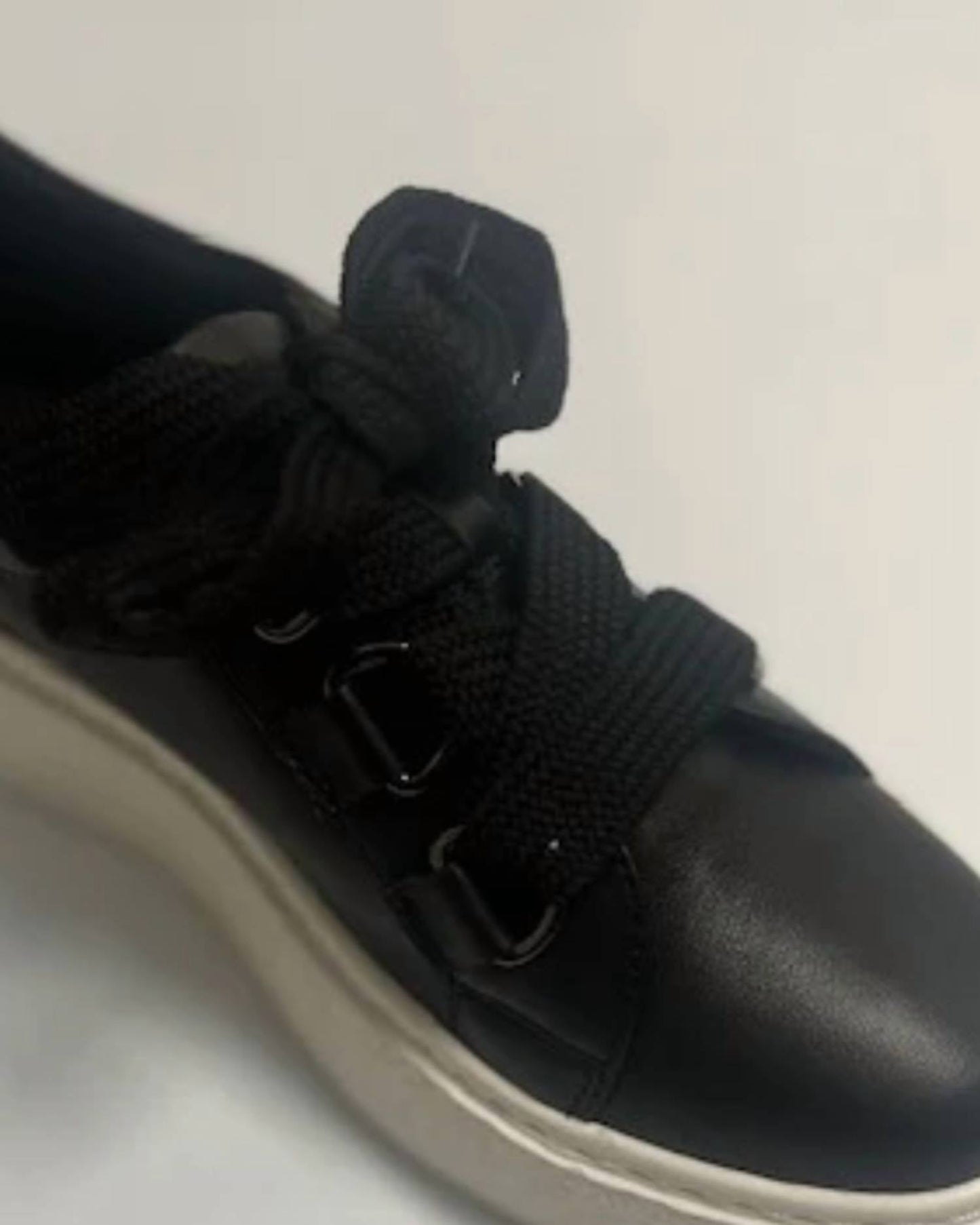 Vaneli - Women's Yevka Nappa Sneaker